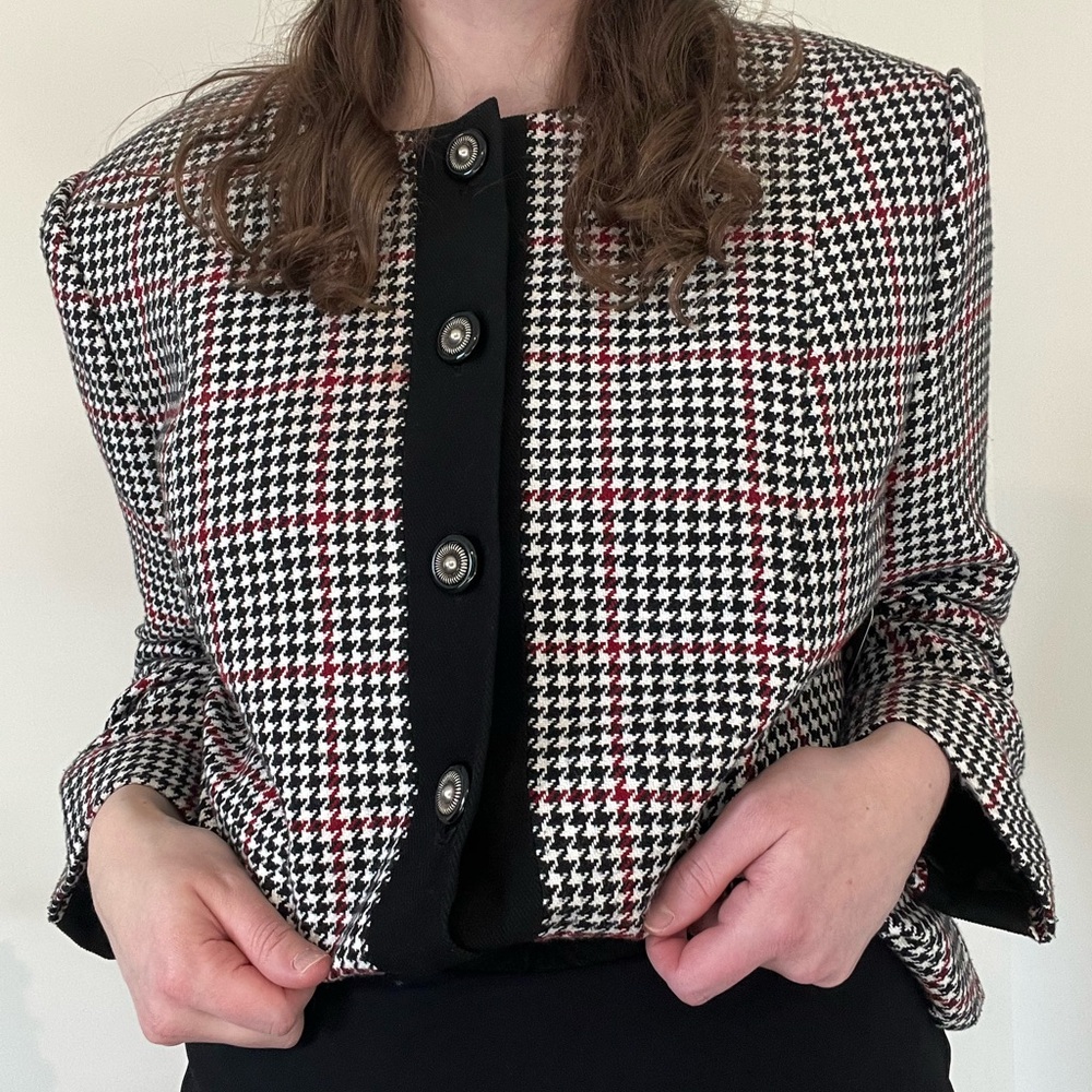 Vintage 1990s Diane Roberts Houndstooth Black, White‎ & Red Buttoned Blazer
